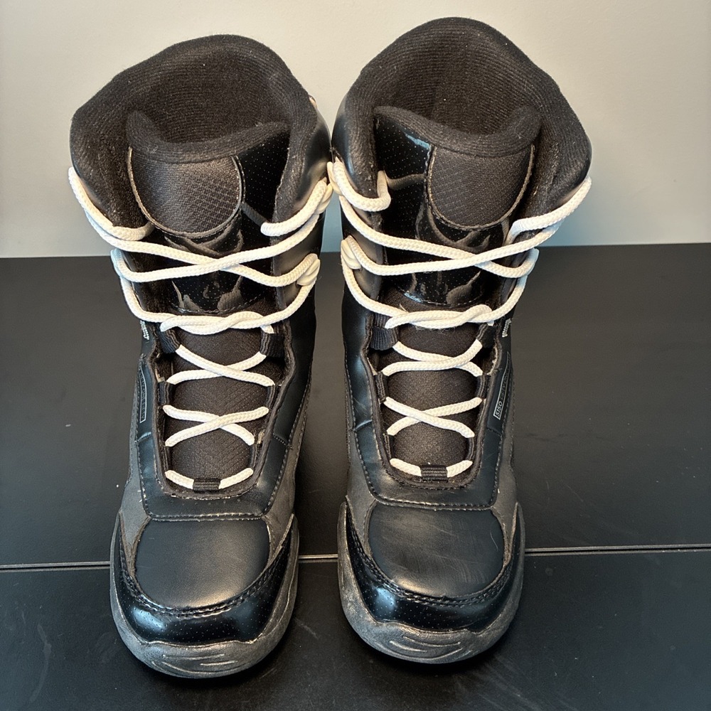 Snowboarding Boots Fifty One Fifty Black Winter | 5150 Youth Size 4 US